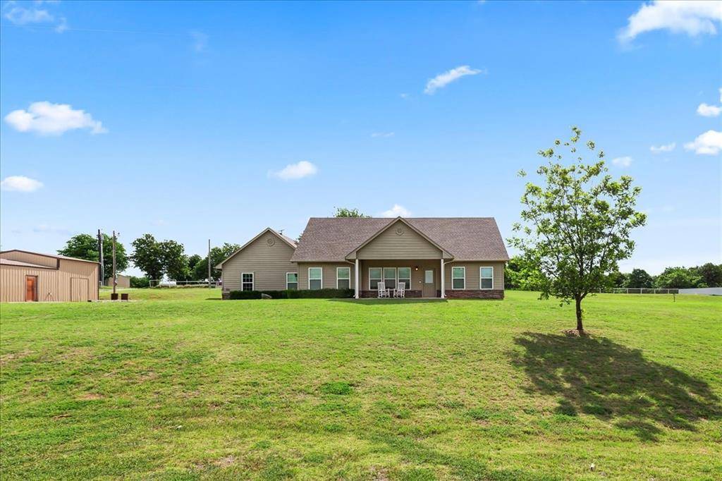 44131 County Street 2730, Cement, OK 73017