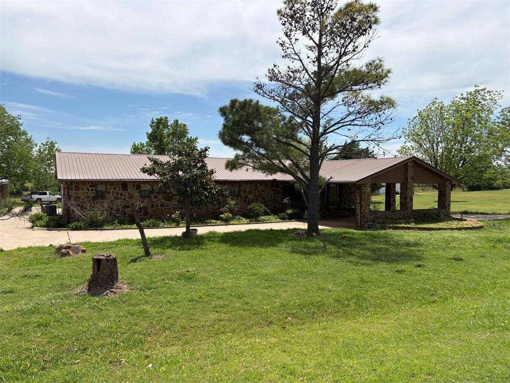 41693 Highway 59, Asher, OK 74826