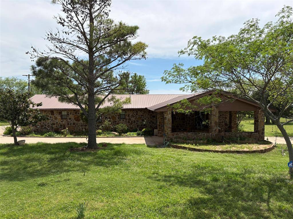 41693 Highway 59, Asher, OK 74826