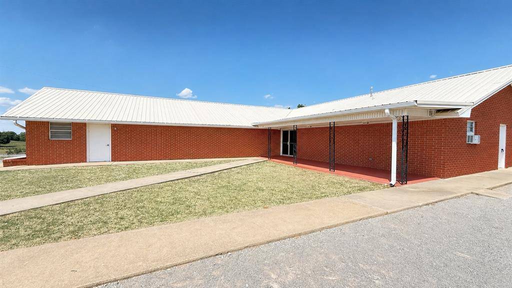 610 S Church CTR, Eakly, OK 73033