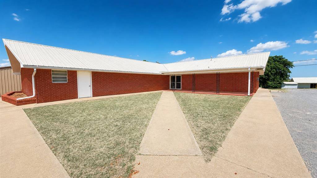 610 S Church CTR, Eakly, OK 73033