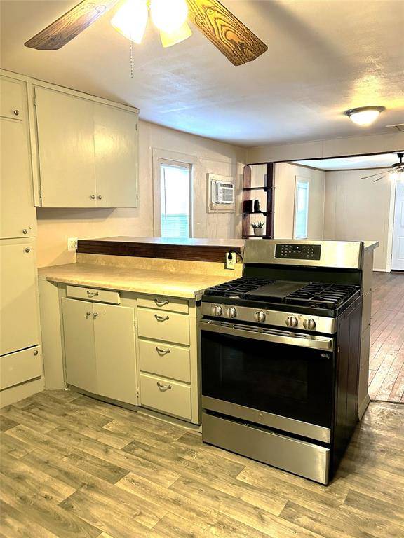 15 N ST, Ardmore, OK 73401