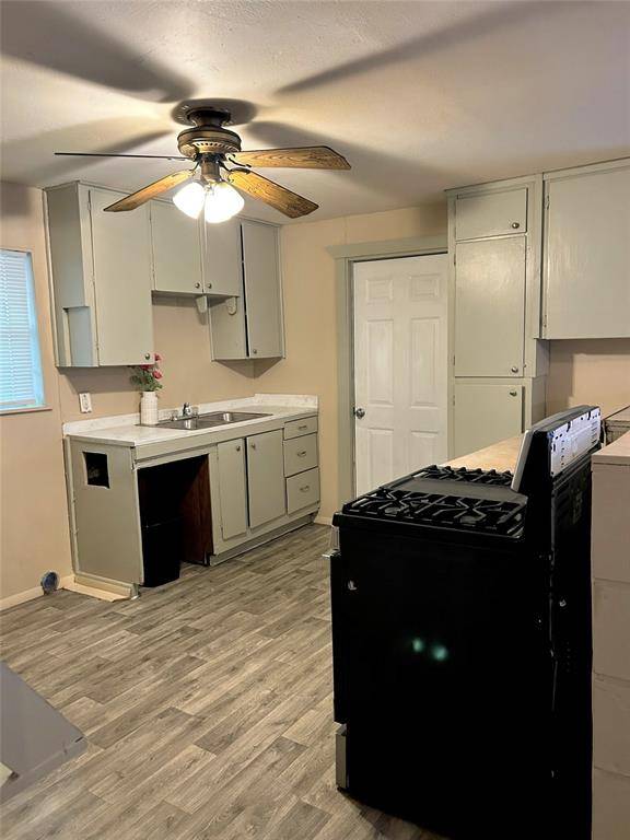 15 N ST, Ardmore, OK 73401