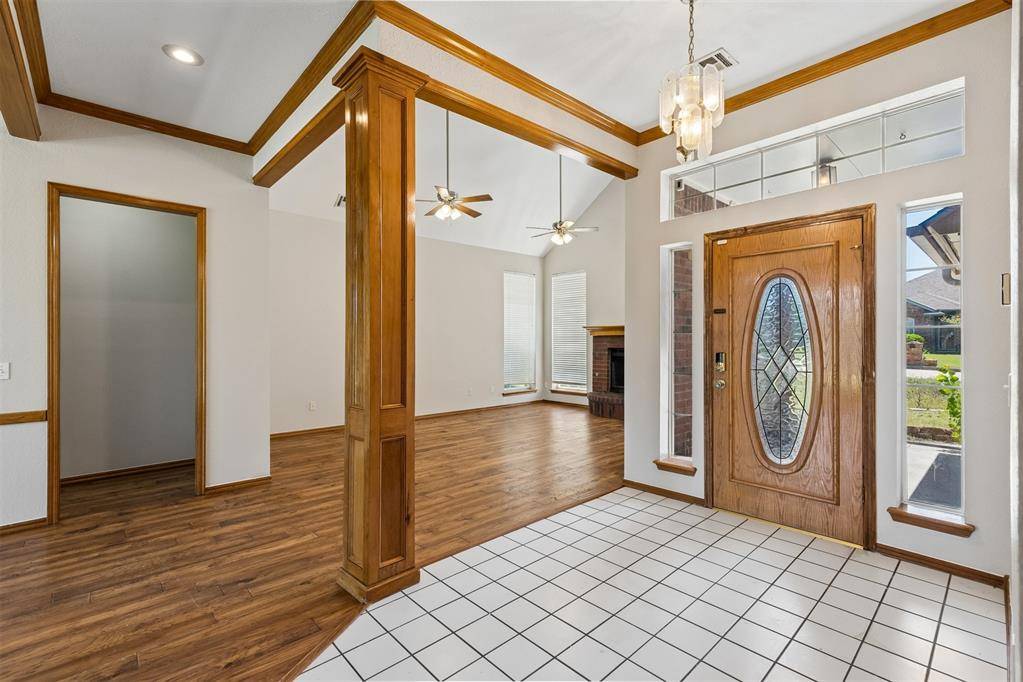 10537 Peacock CIR, Oklahoma City, OK 73130