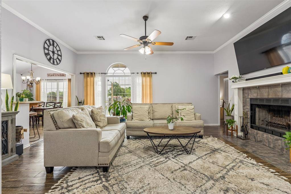 505 Oakdale DR, Enid, OK 73703