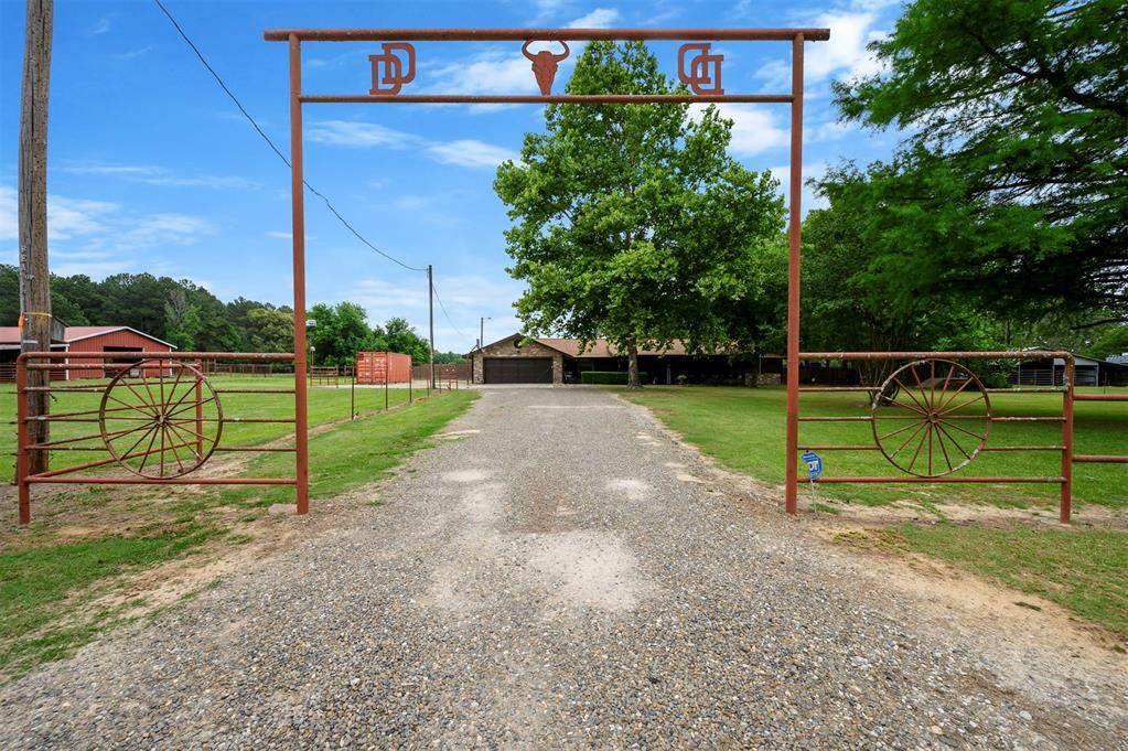 2352 Pollard RD, Haworth, OK 74740