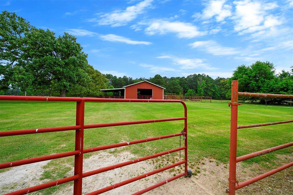 2352 Pollard RD, Haworth, OK 74740