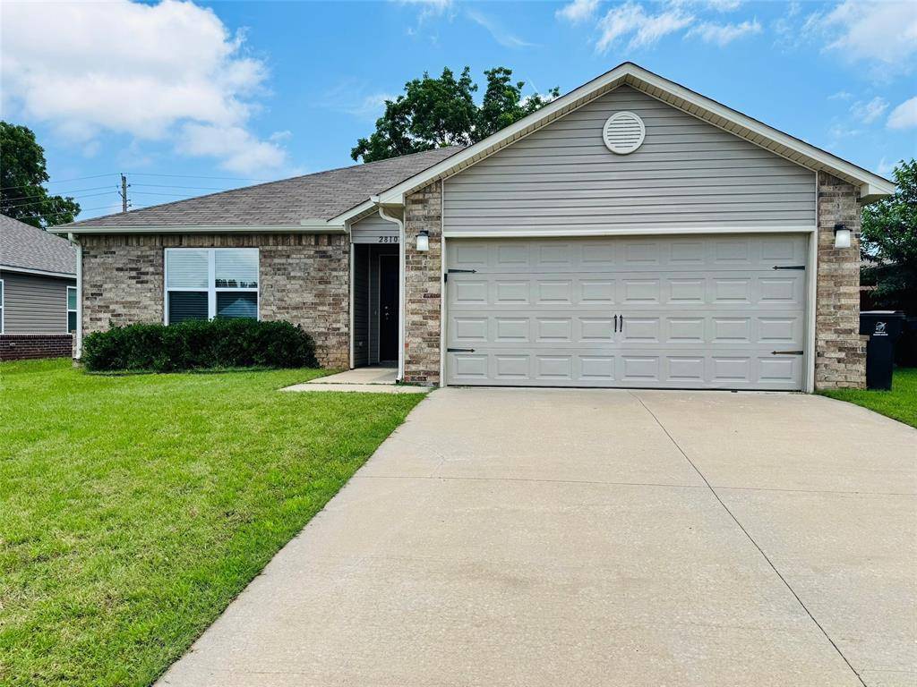 2810 E Pittsburg ST, Broken Arrow, OK 74014