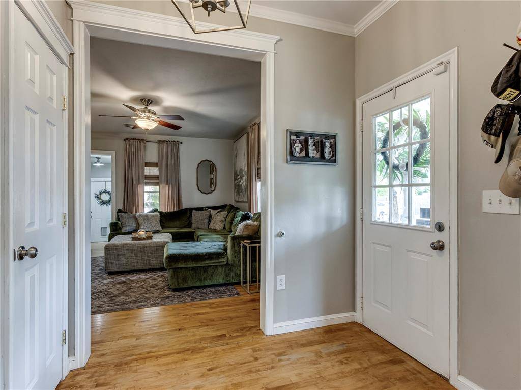 7001 NW 42nd ST, Bethany, OK 73008
