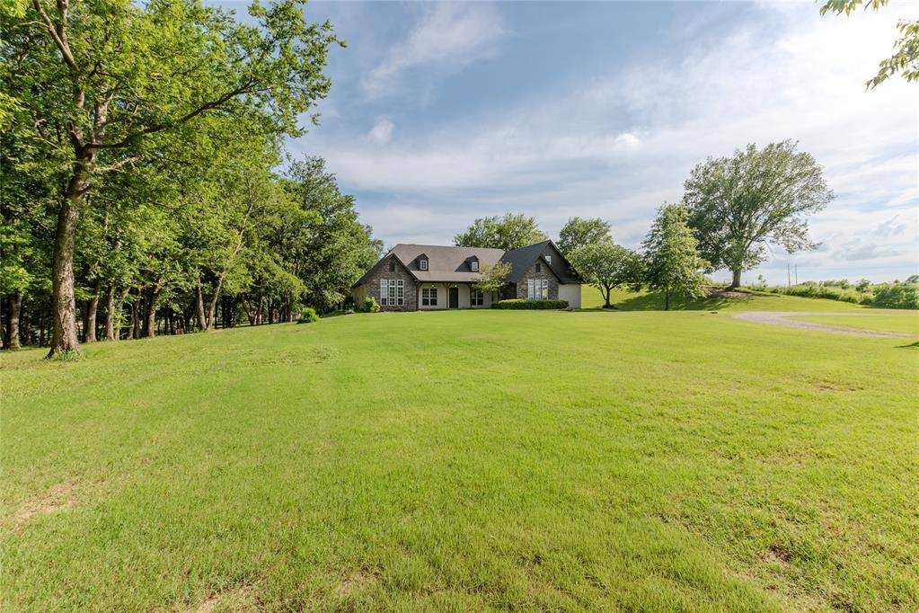 9800 E 510 RD, Claremore, OK 74019