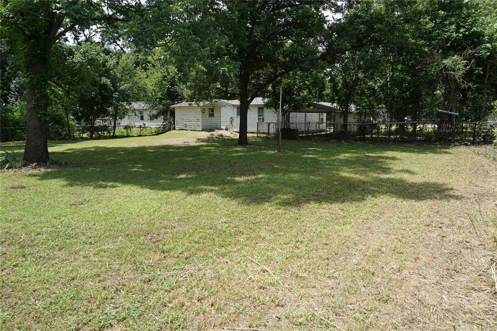 806 S 2nd ST, Davis, OK 73030