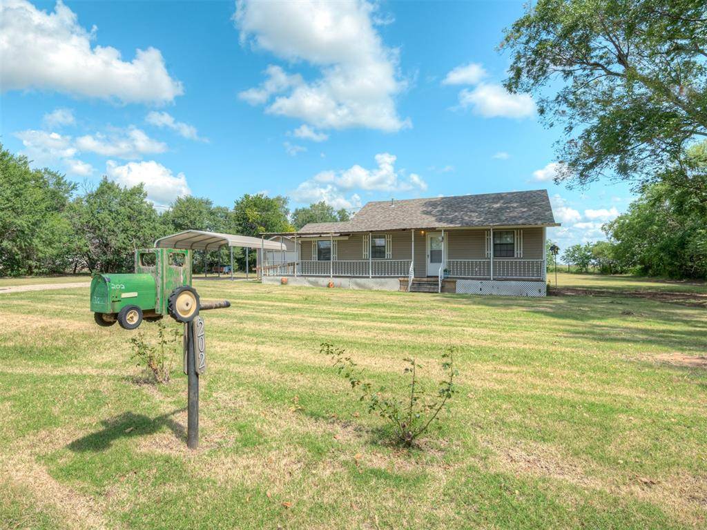 202 W 7th ST, Amber, OK 73004