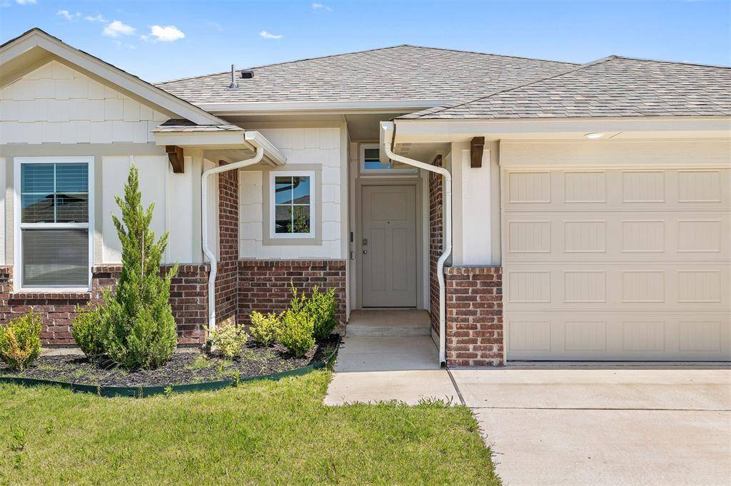 1710 Addington RD, Newcastle, OK 73065