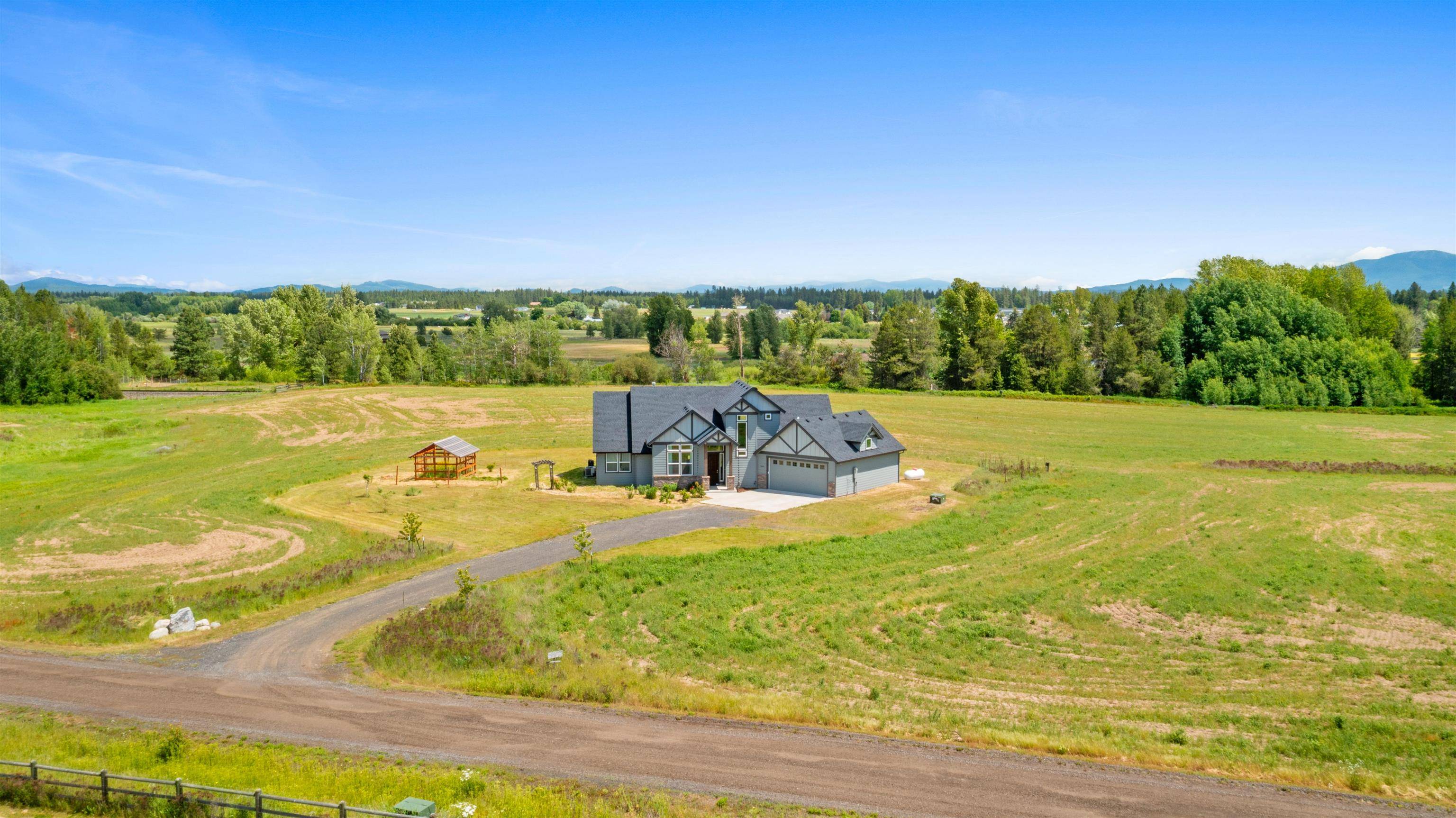 34012 N Fawn Ln, Deer Park, WA 99006