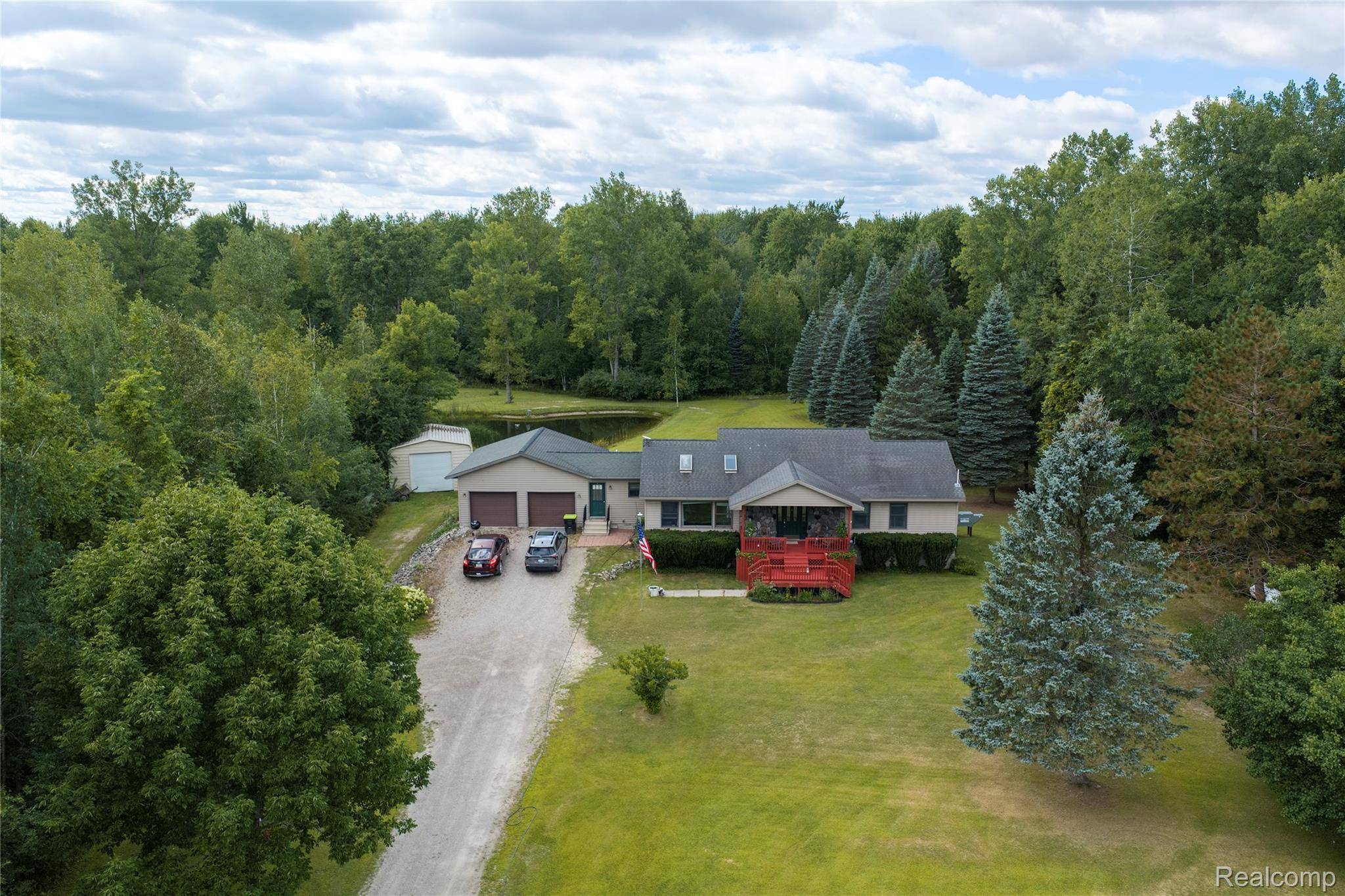 2392 Davis RD, Au Gres Township, MI 48703