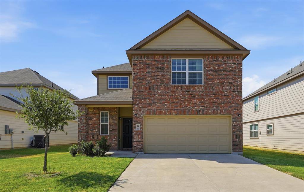 8020 Flora Drive, Fort Worth, TX 76123