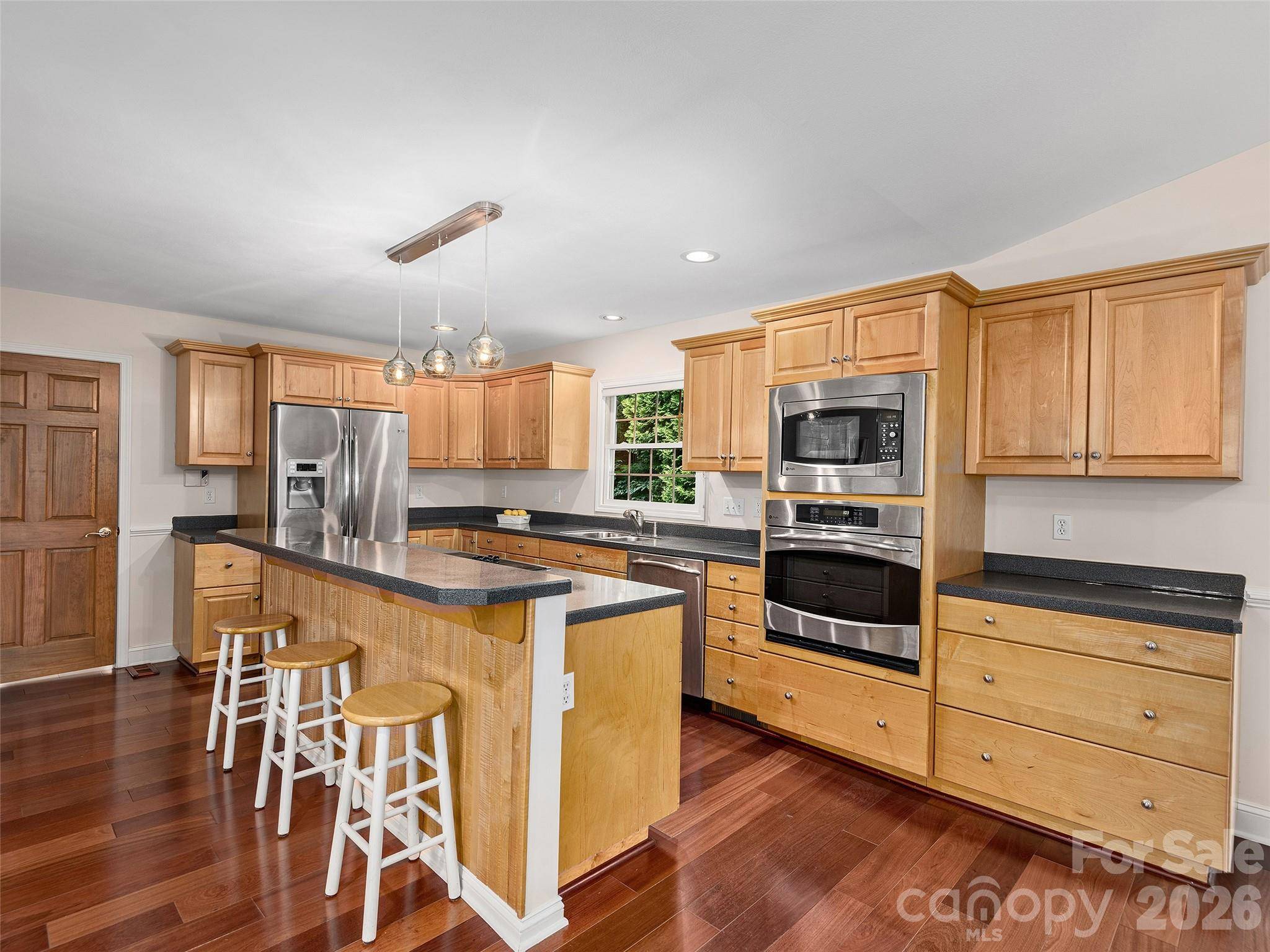 608 Upper Sondley DR, Asheville, NC 28805