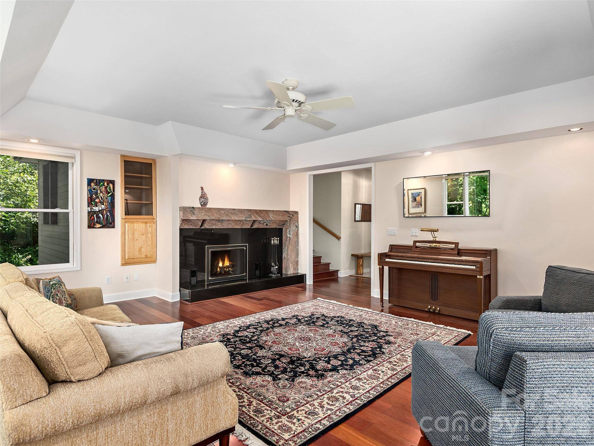 608 Upper Sondley DR, Asheville, NC 28805