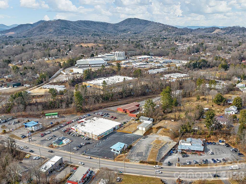 15 Gill ST, Asheville, NC 28805
