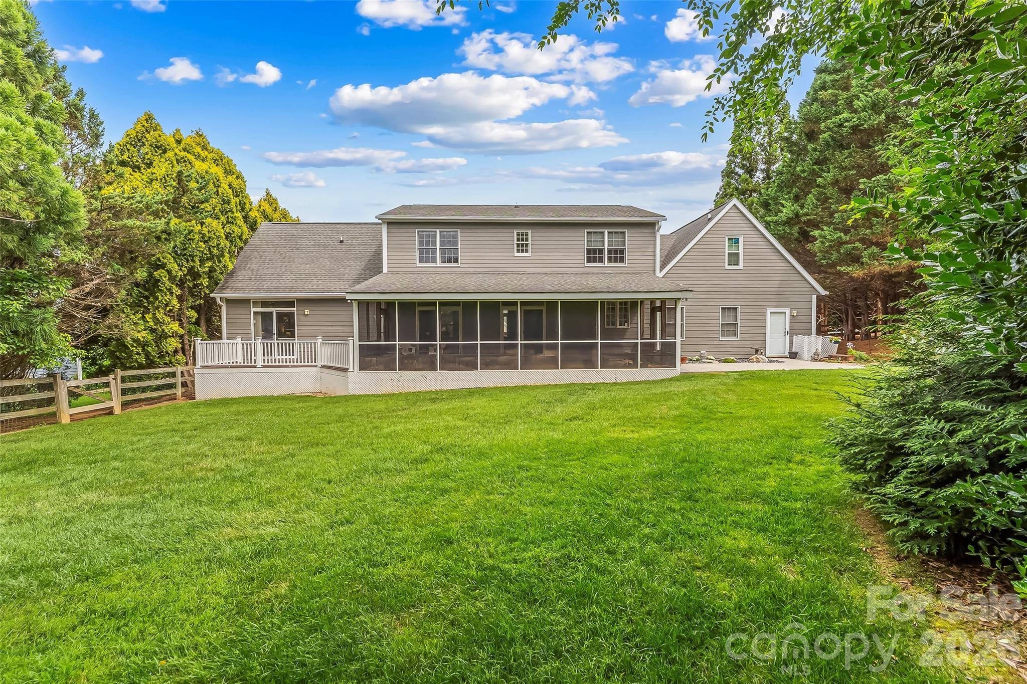 6 Southbrook DR, Fletcher, NC 28732