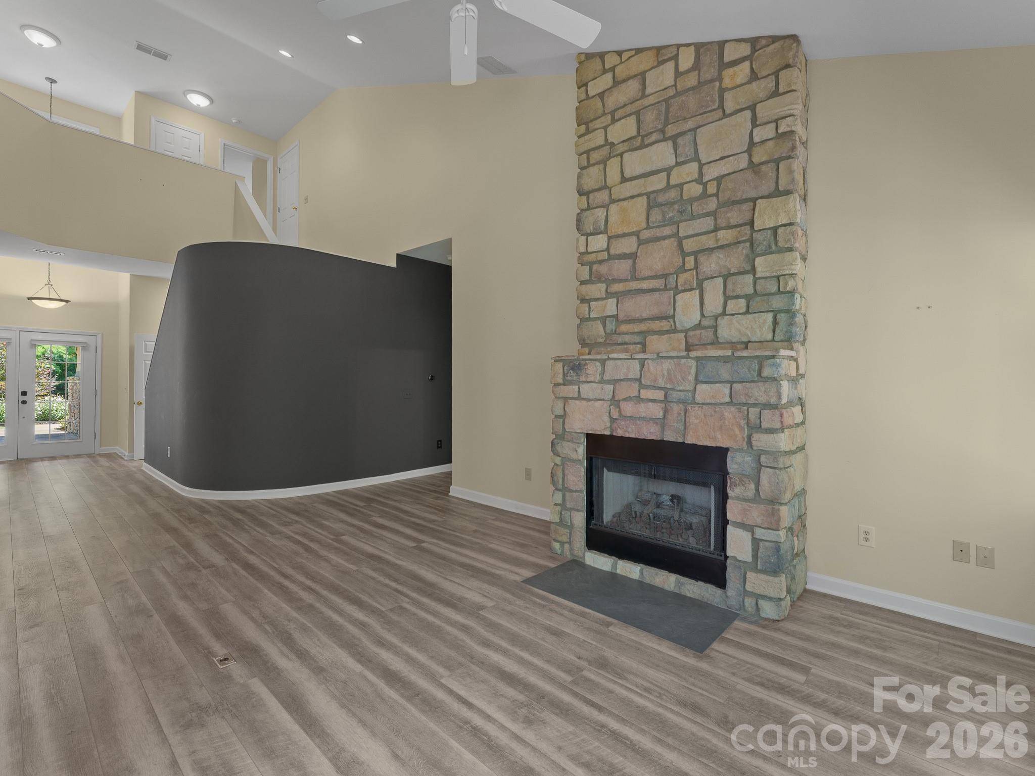 47 Ridgetop CIR #202, Brevard, NC 28712
