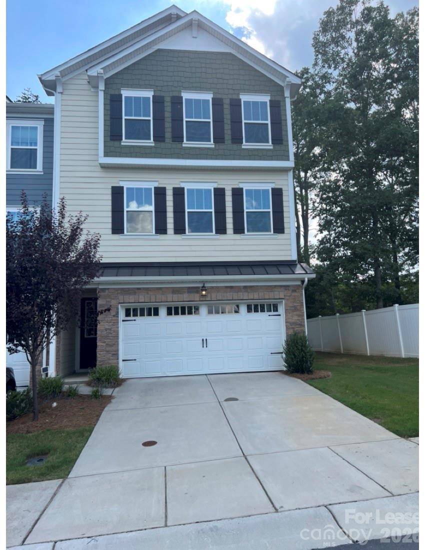 315 Grove Gate LN, Indian Trail, NC 28079