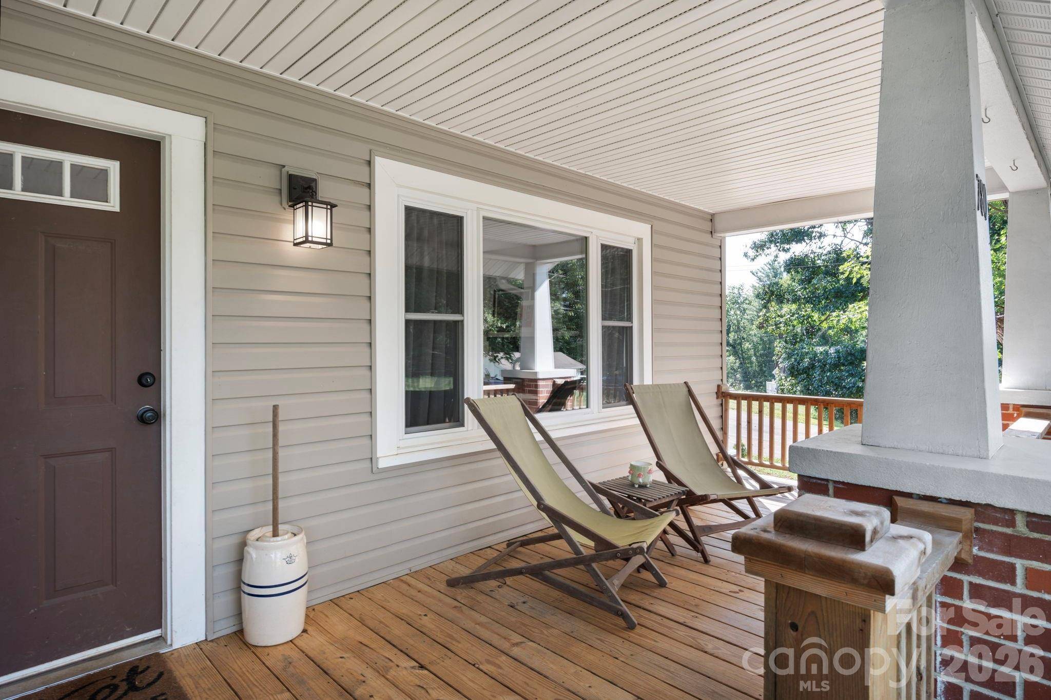 780 Jupiter RD, Weaverville, NC 28787