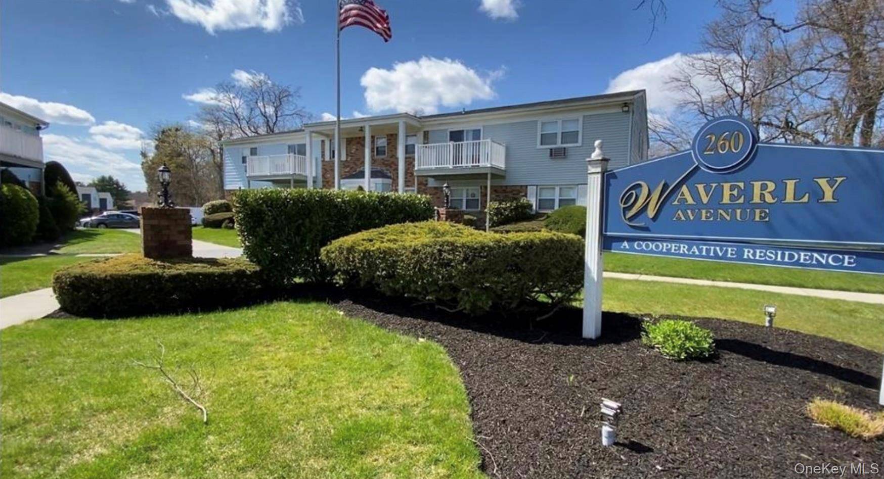260-56 Waverly Ave #56, Patchogue, NY 11772