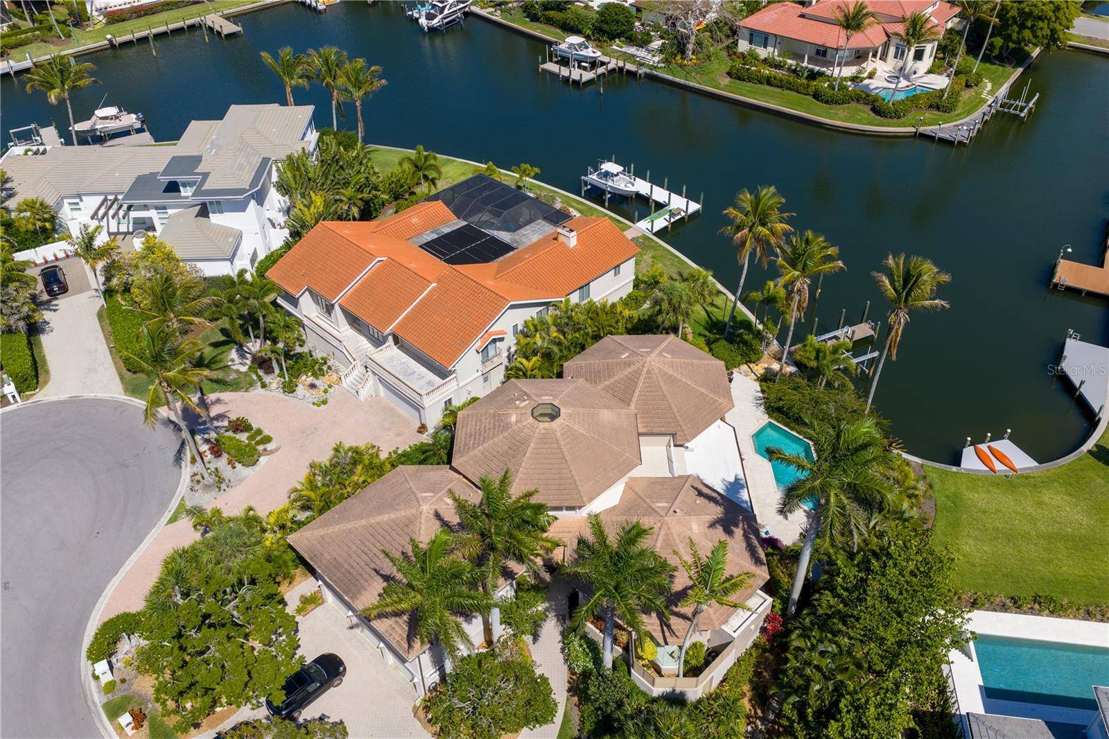 510 HARBOR GATE WAY, Longboat Key, FL 34228