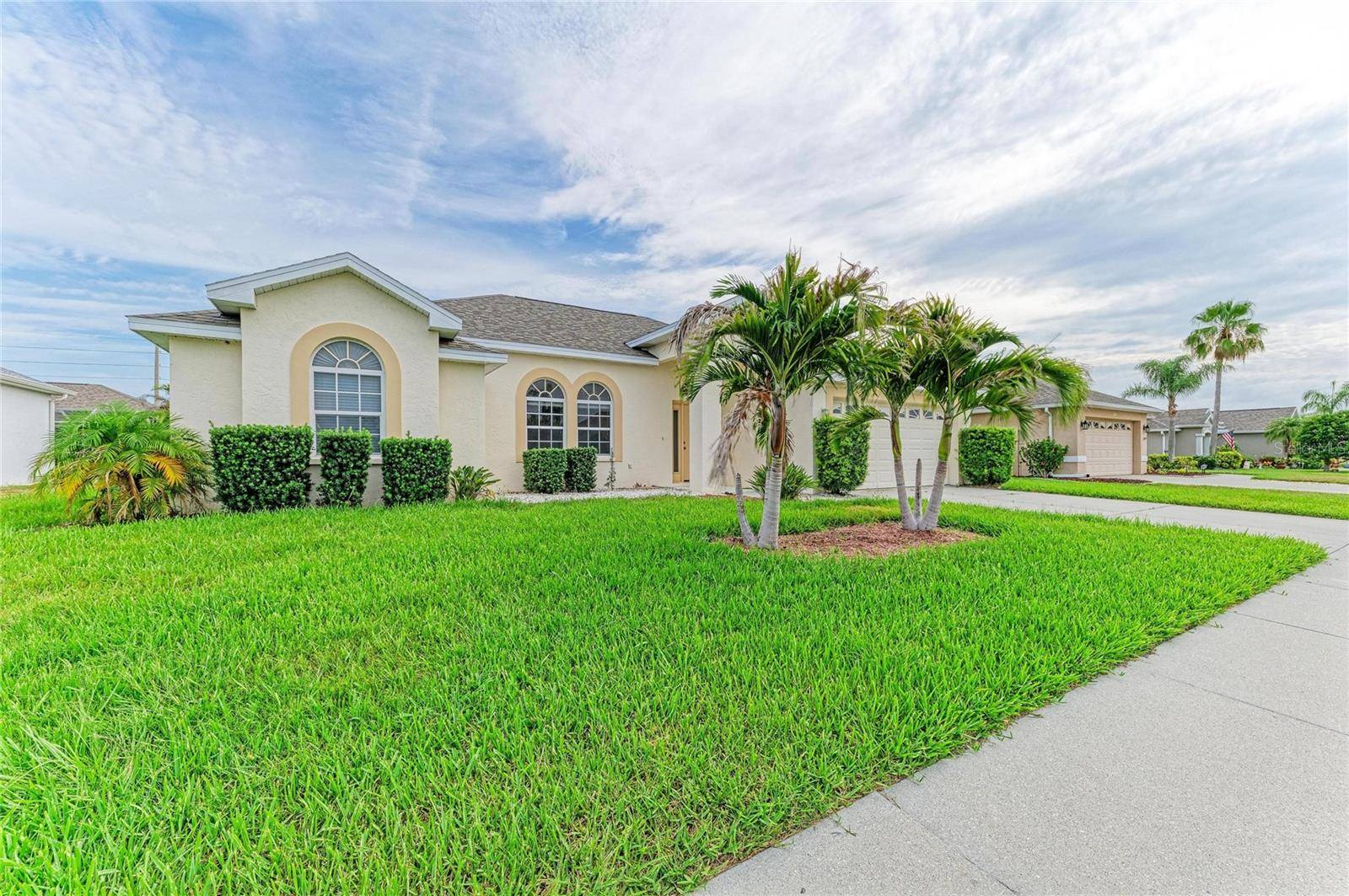 3213 45TH AVE E, Bradenton, FL 34203