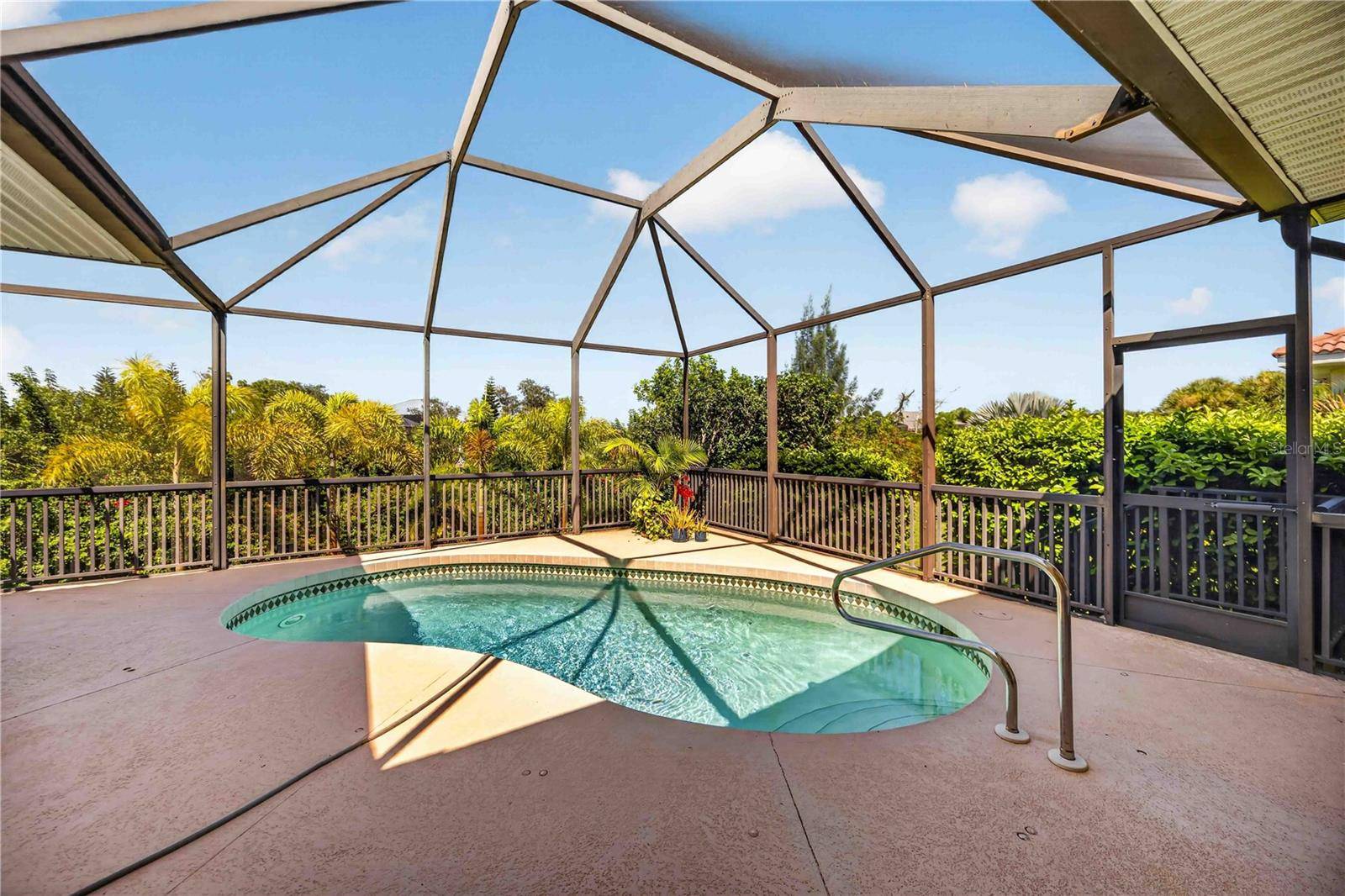225 ARLINGTON DR, Placida, FL 33946