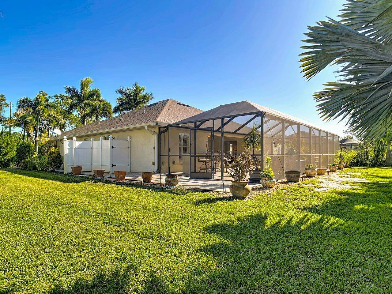 101 & 103 WAHOO DR, Rotonda West, FL 33947