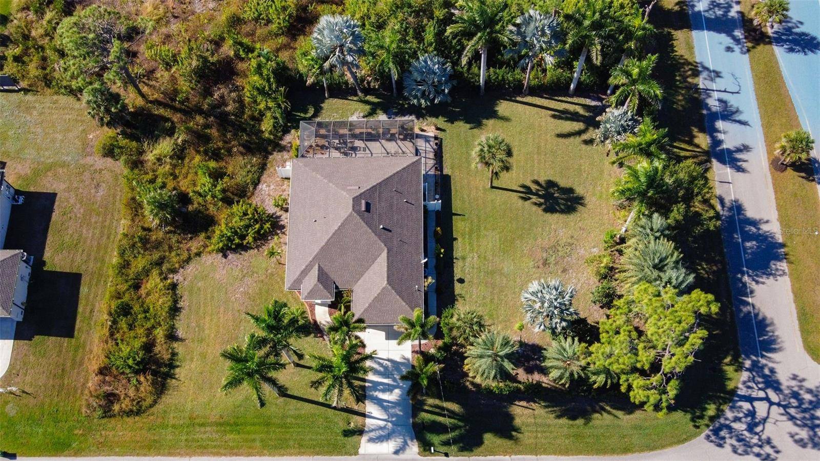101 & 103 WAHOO DR, Rotonda West, FL 33947