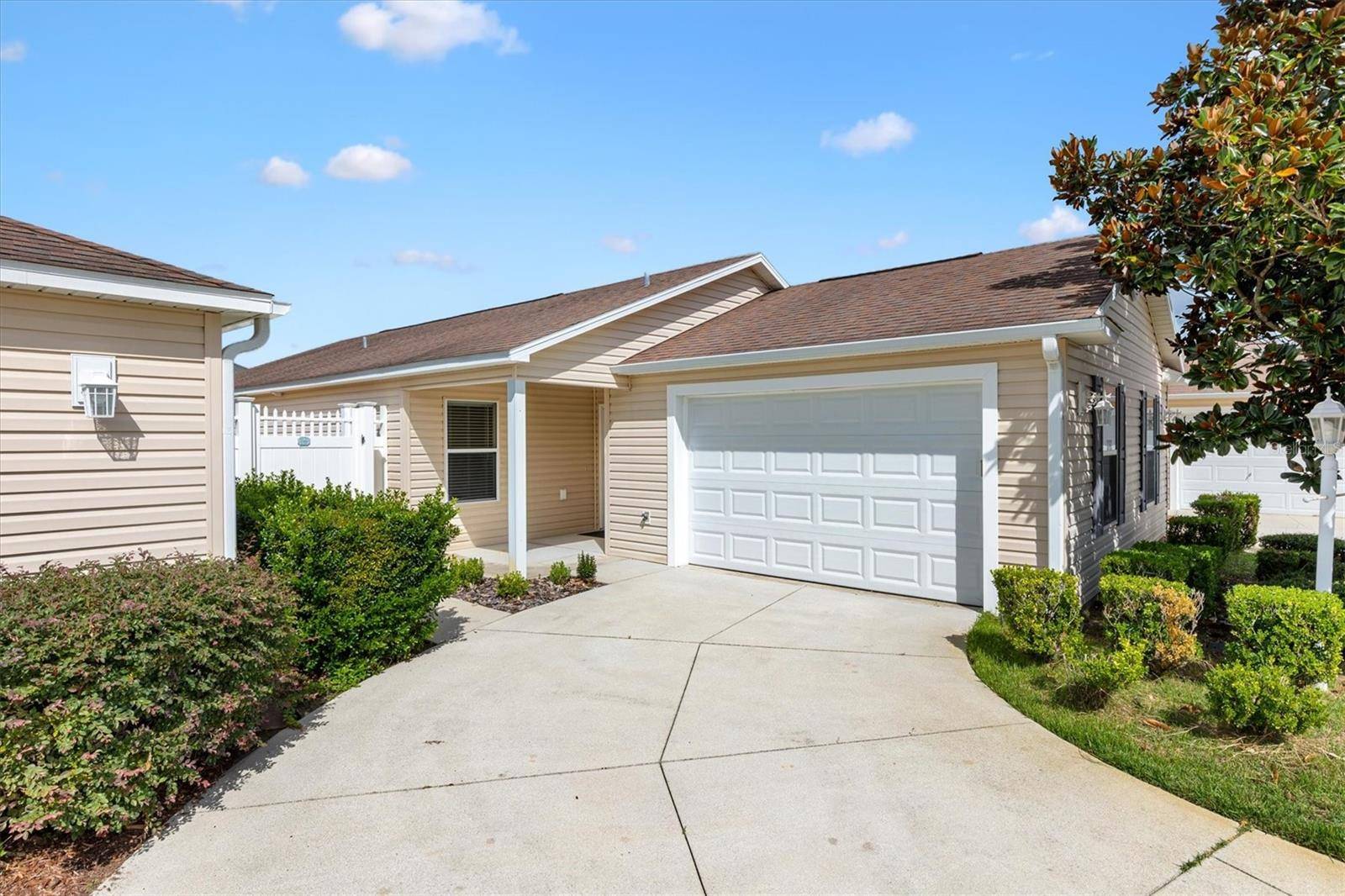 2192 SHANEWOOD CT, The Villages, FL 32162