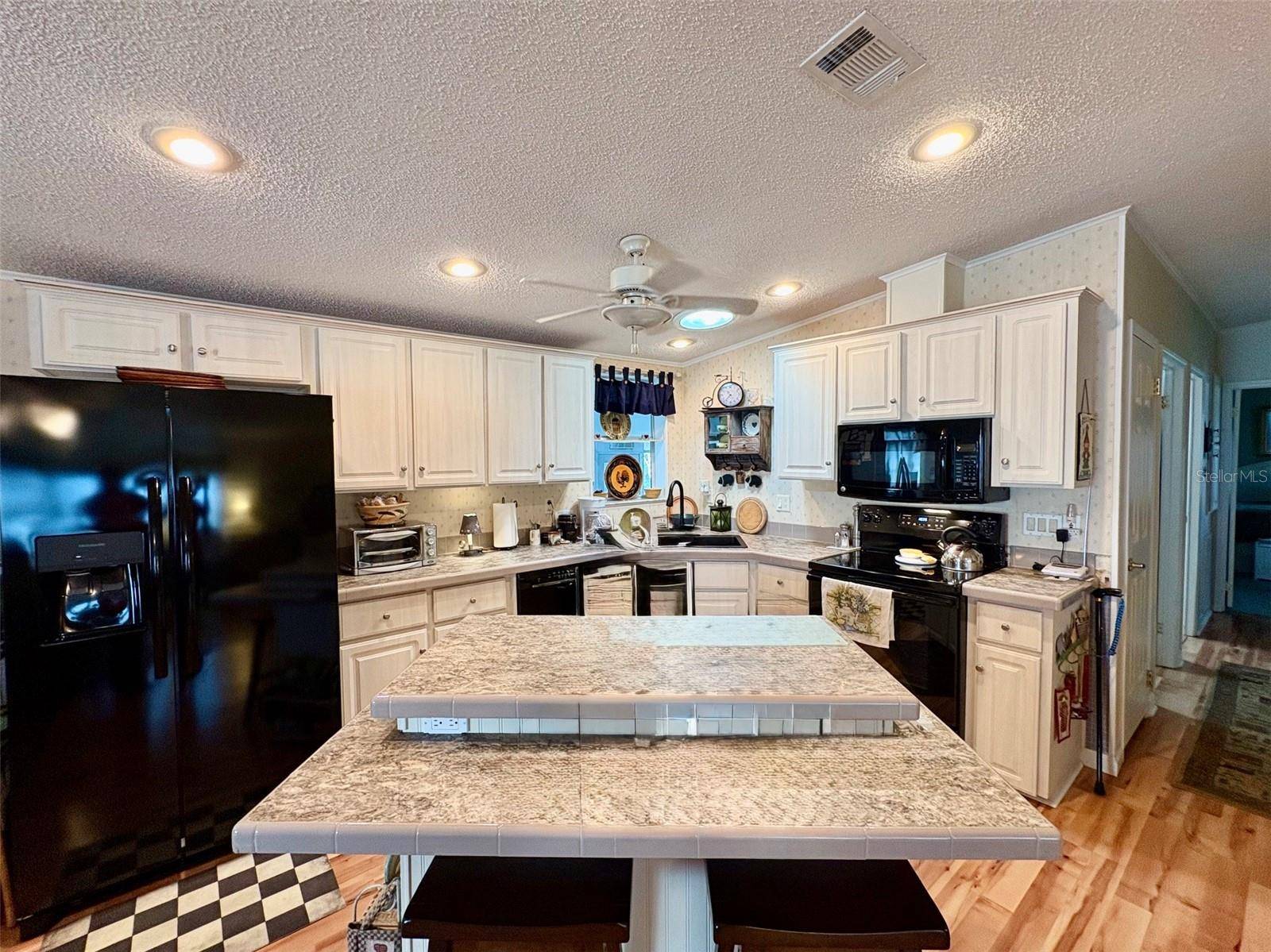 6600 SCENIC POINT DR SE, Winter Haven, FL 33884