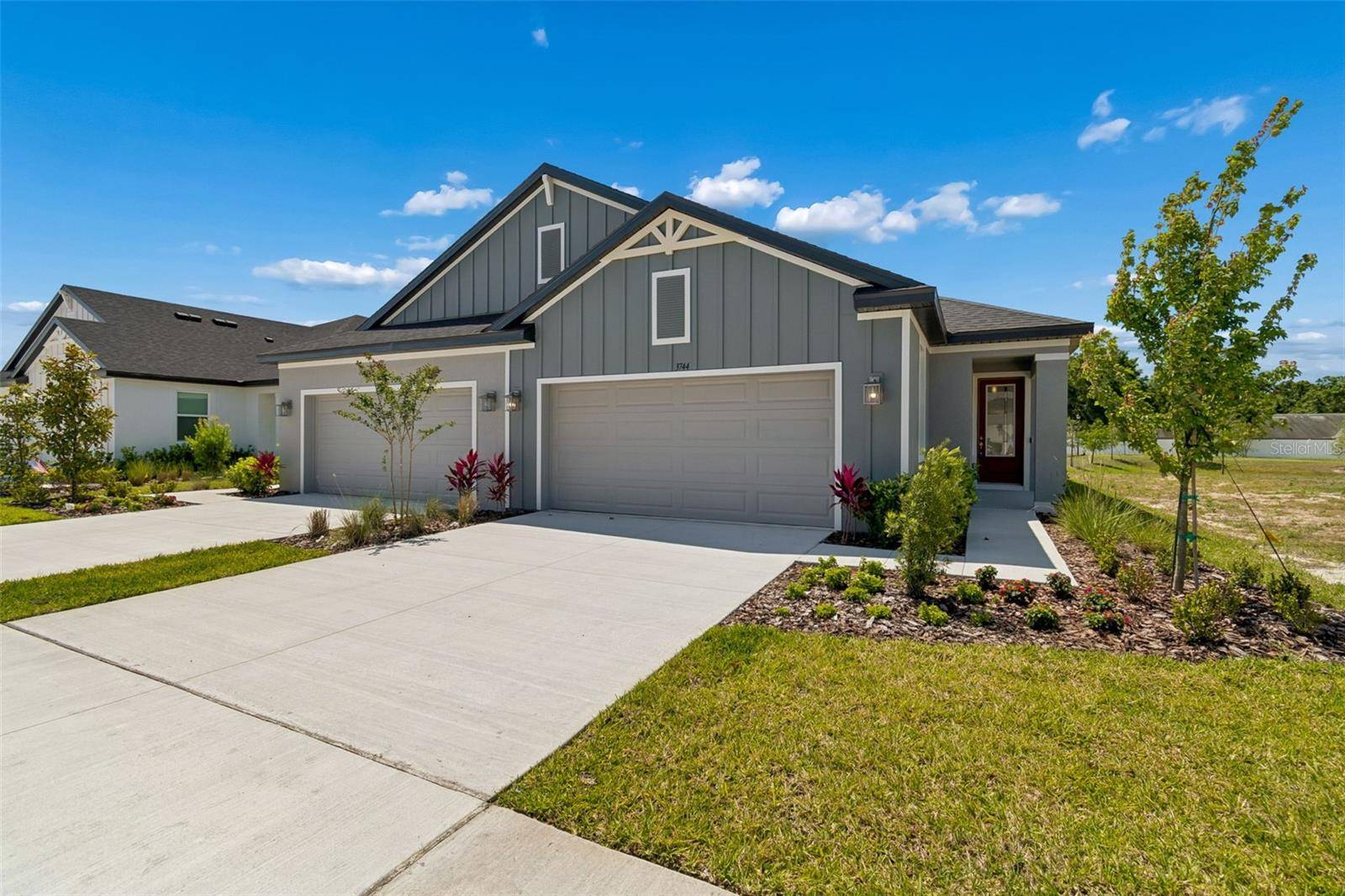 3744 NANDINA CIR, Sun City Center, FL 33573