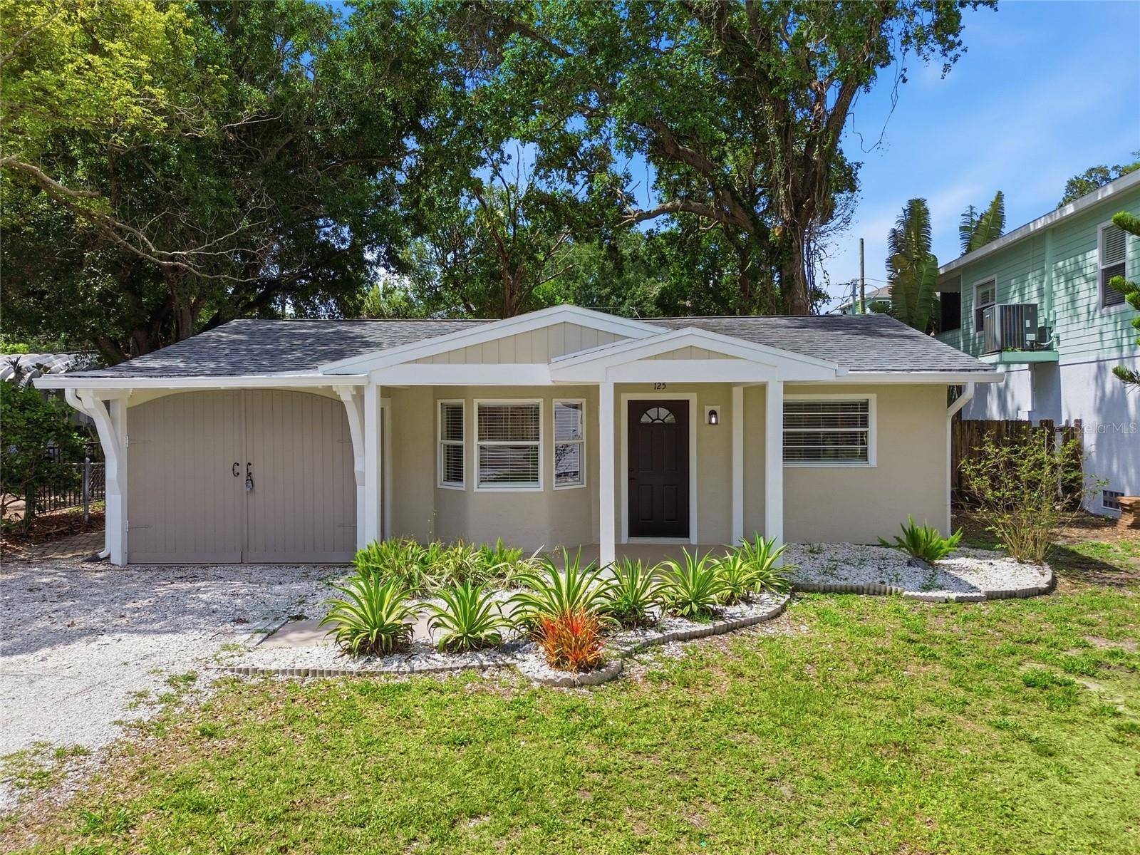 125 CRYSTAL BEACH AVE, Crystal Beach, FL 34681