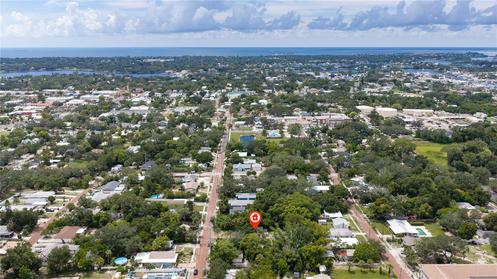 547 CYPRESS ST, Tarpon Springs, FL 34689
