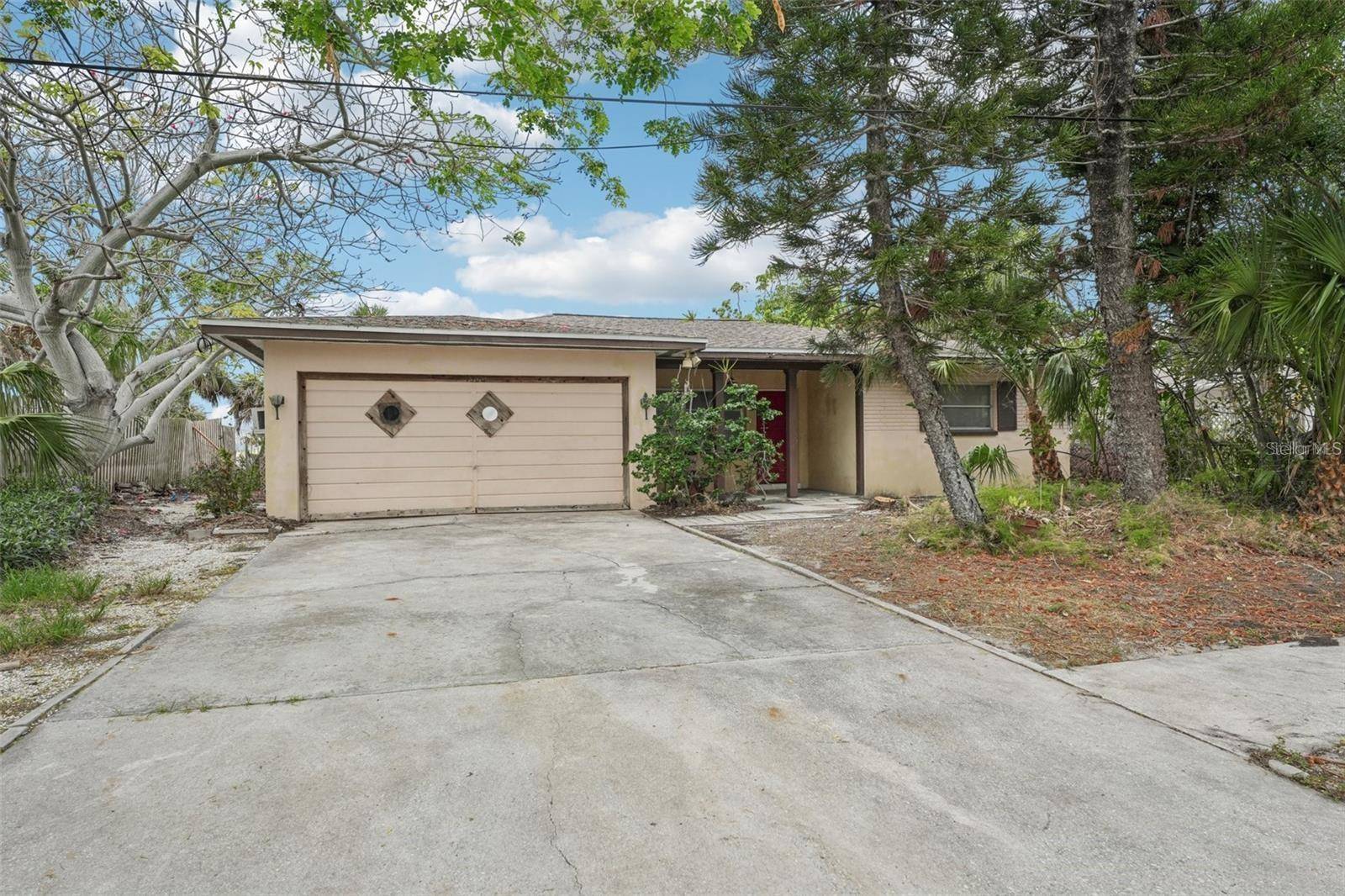 9300 GULF BLVD, St Pete Beach, FL 33706