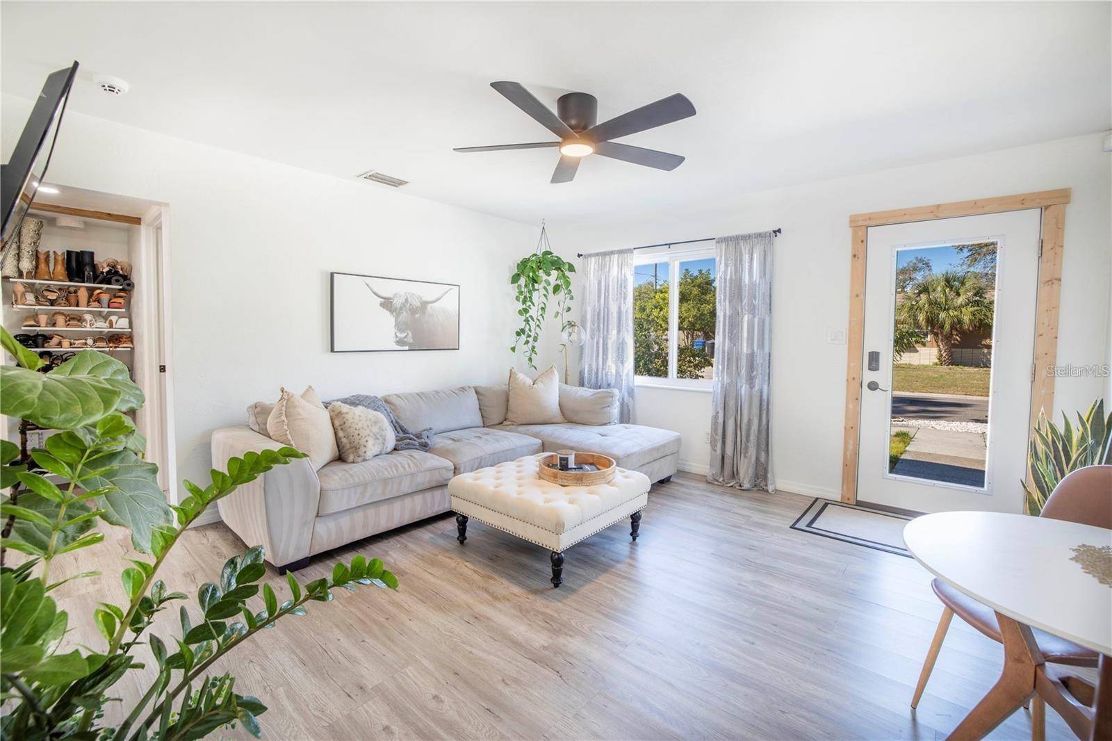 2400 46TH ST S, St Petersburg, FL 33711