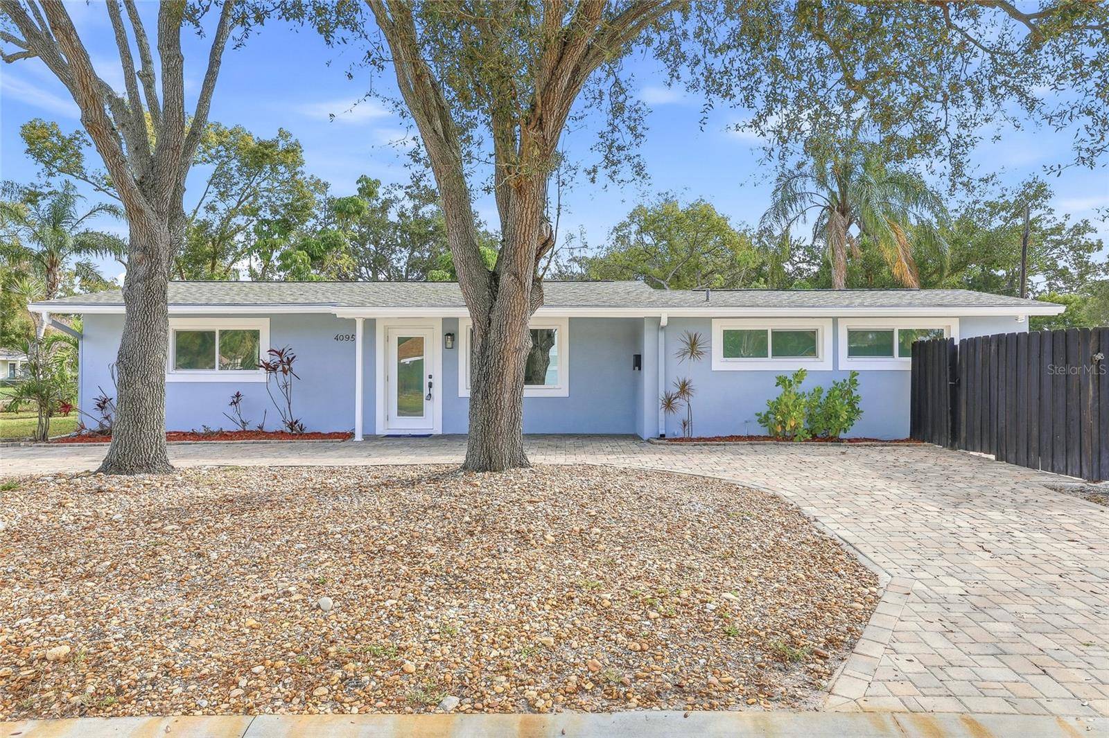 4095 LOCUST ST NE, St Petersburg, FL 33703