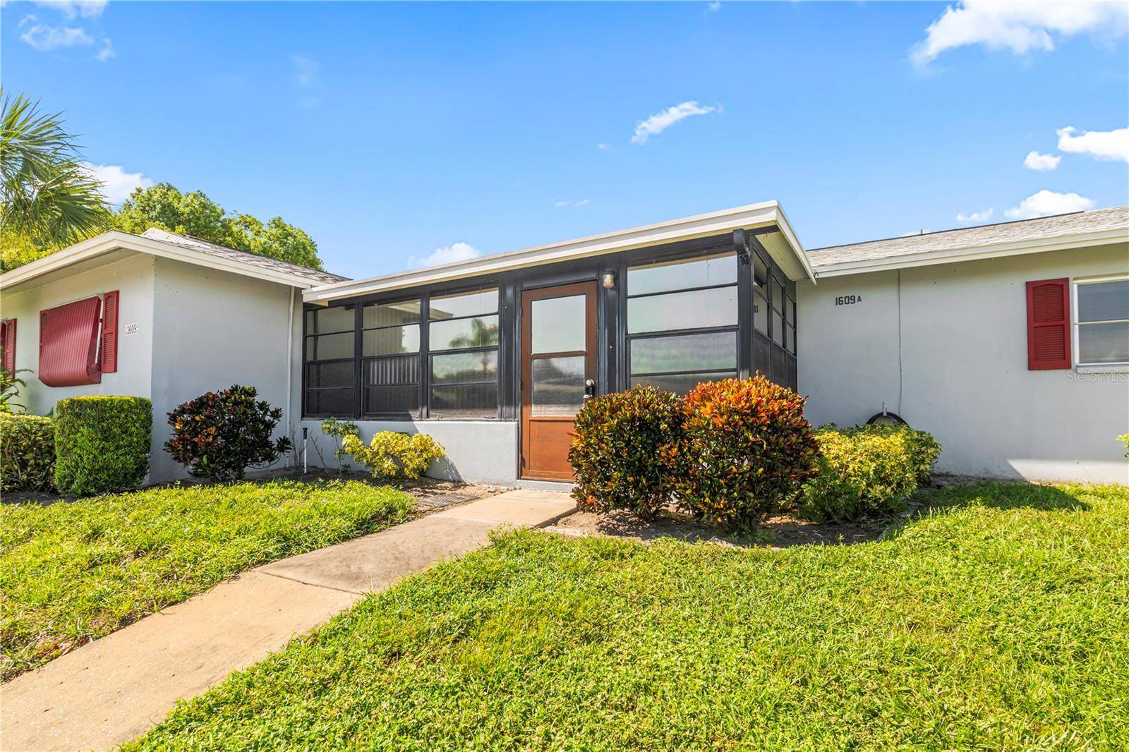 1609 WHITEBRIDGE DR #A, Palm Harbor, FL 34684