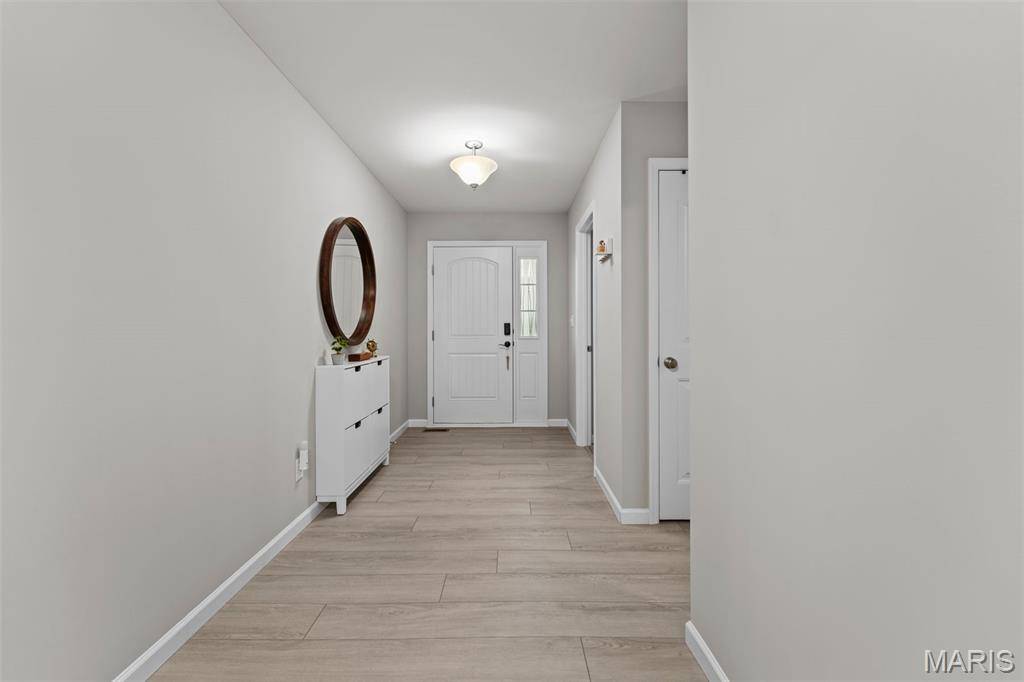 415 Knothole LN, Wentzville, MO 63385