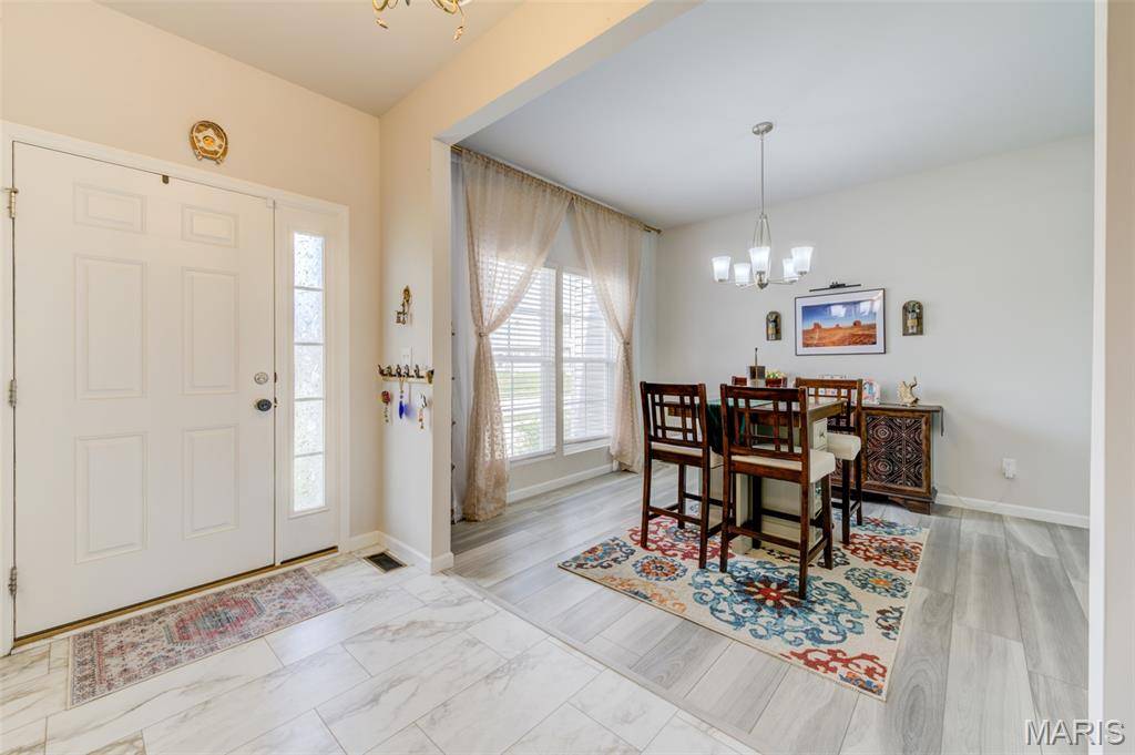 207 Barrington Ridge LN, Wentzville, MO 63385