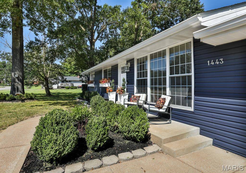 1443 Marsh AVE, Ballwin, MO 63011
