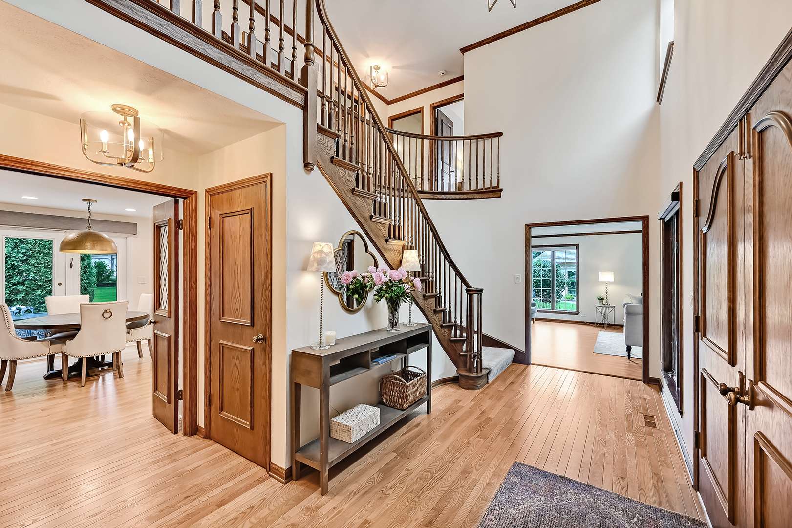 5 Regent CT, Burr Ridge, IL 60527