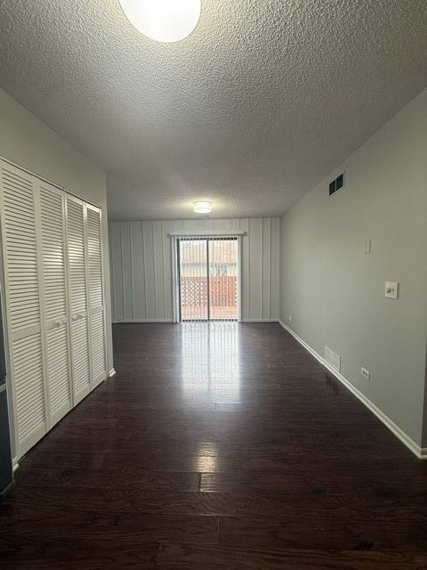 1025 MANCHESTER CT #1025, South Elgin, IL 60177