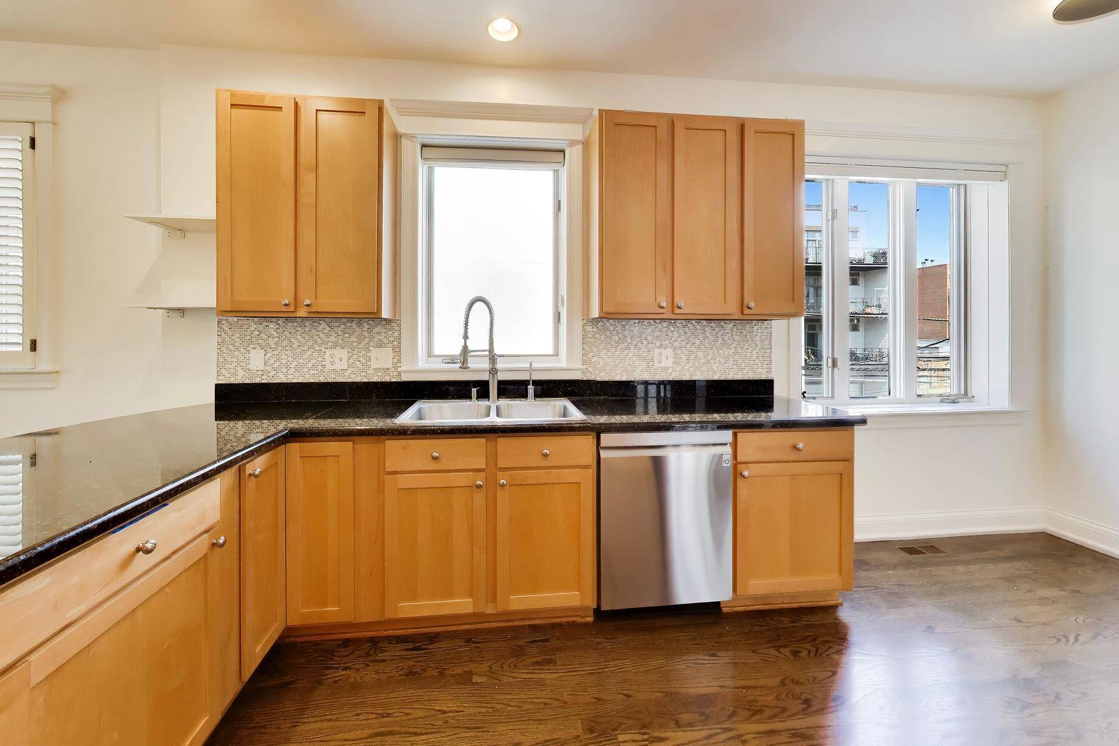 3939 N Greenview AVE #2N, Chicago, IL 60613