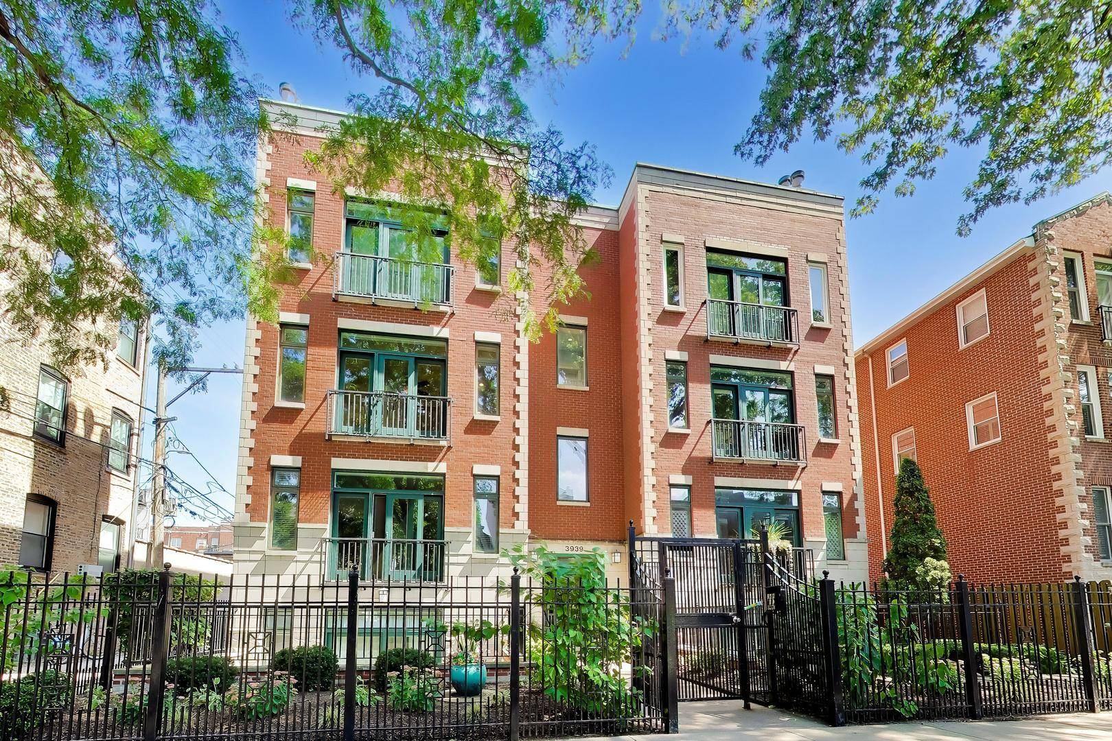3939 N Greenview AVE #2N, Chicago, IL 60613