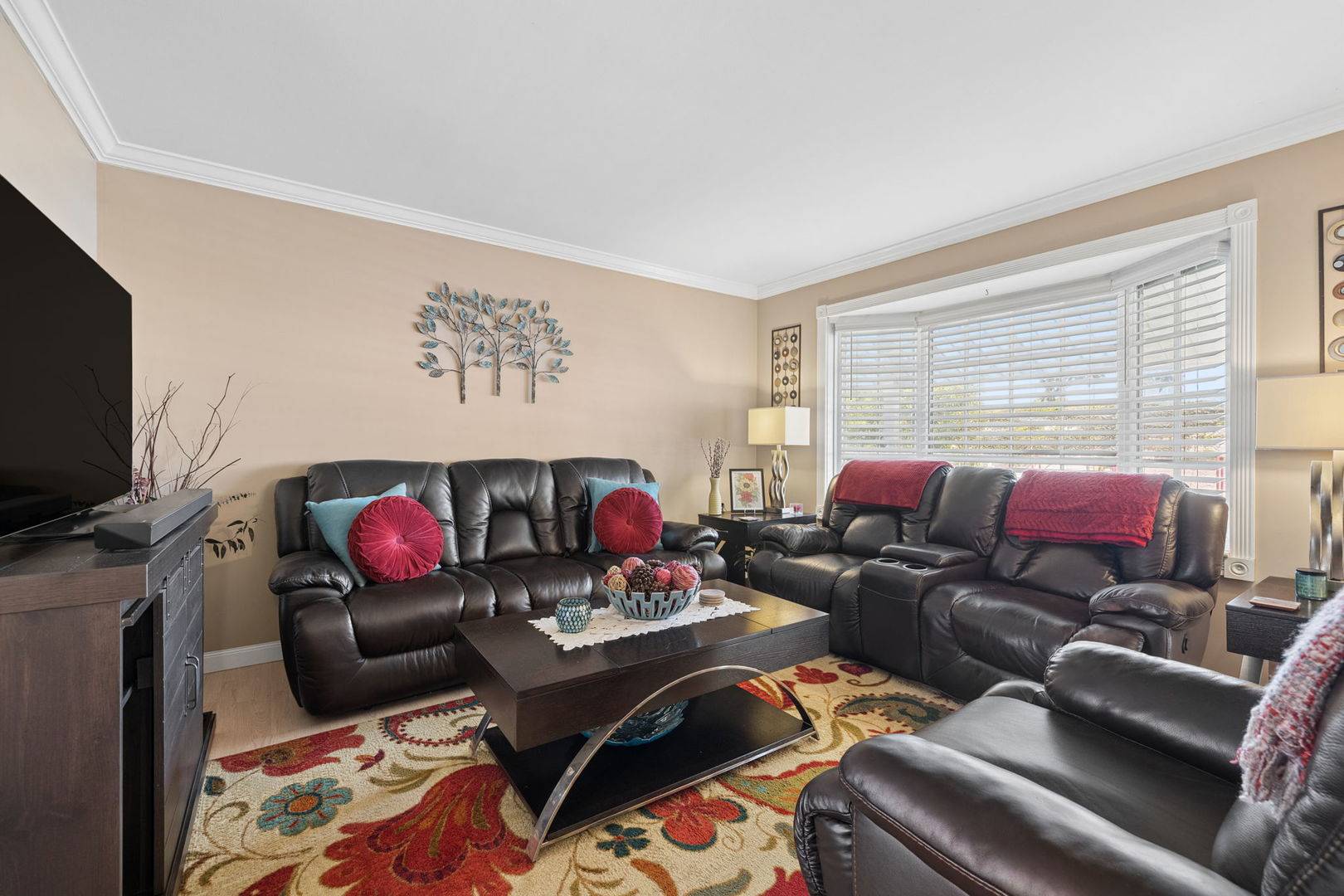 21 Pawnee DR, Thornton, IL 60476